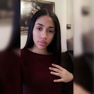 Meet your Posher, Cheina